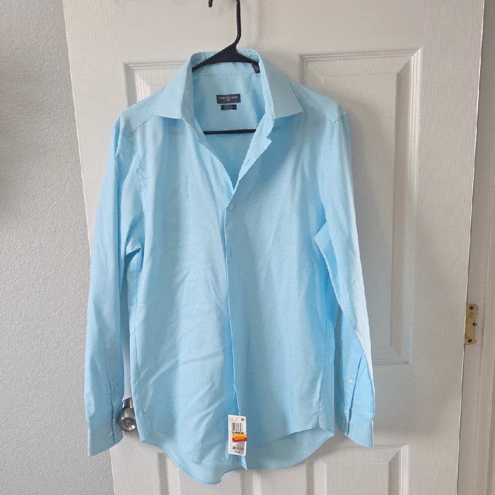 Van Heusen Light Blue Men's Dress Shirt